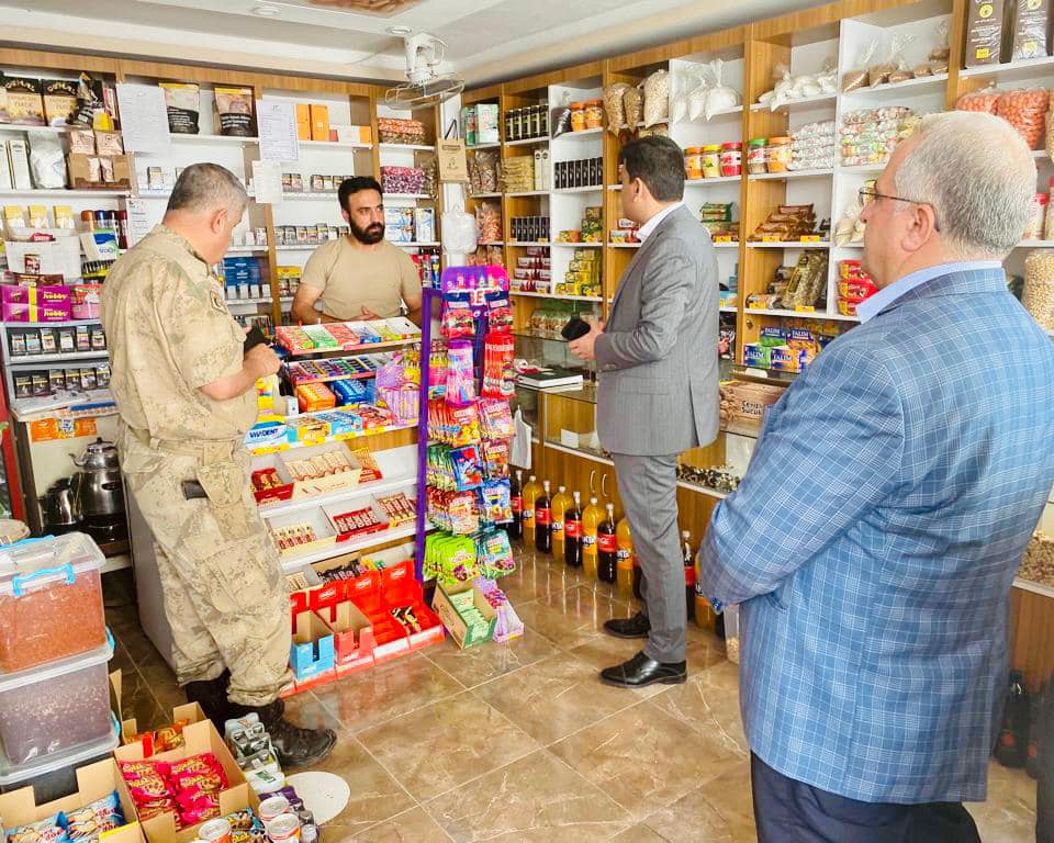 KAYMAKAMIMIZ ABDULLAH ŞAHİN İLÇEMİZ ESNAFLARINI ZİYARETTE BULUNDU